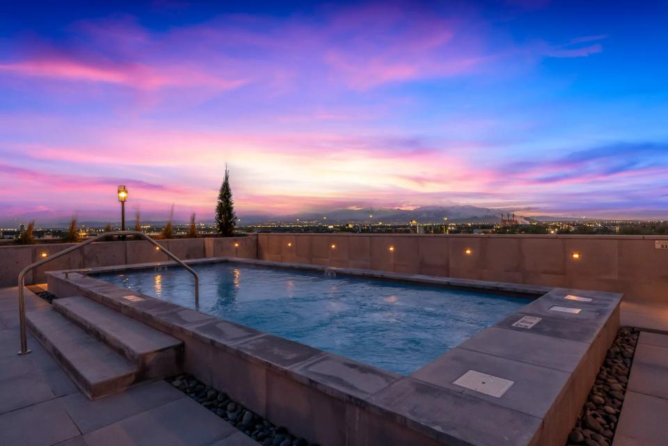 Rooftop Pool at HAVN SLX